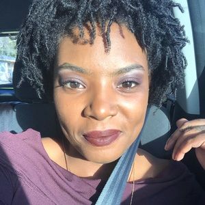 Meet your Posher, Stacy